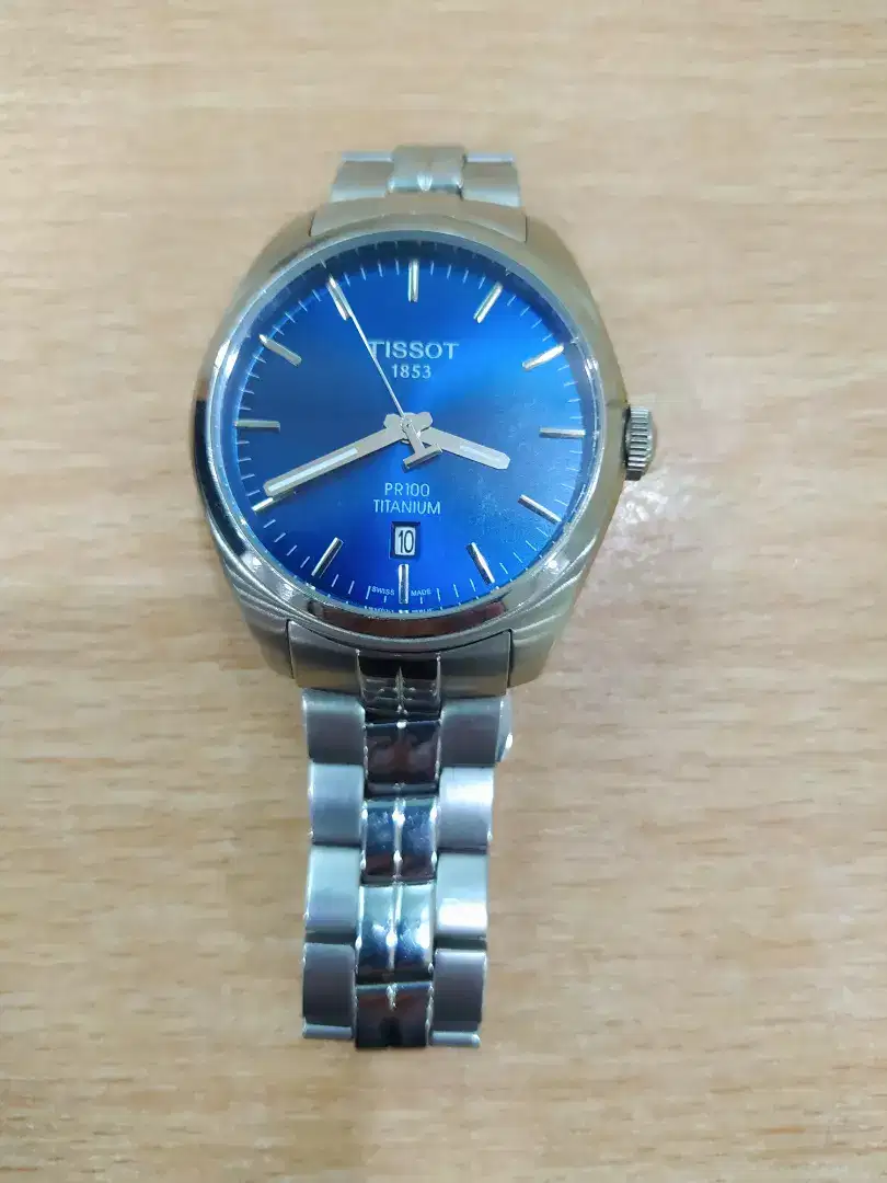 Beautiful Tissot Watch available for sale in Peshawar
