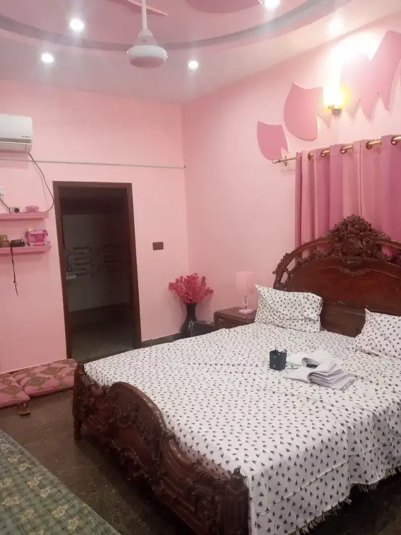 Beautiful House for sale in karachi