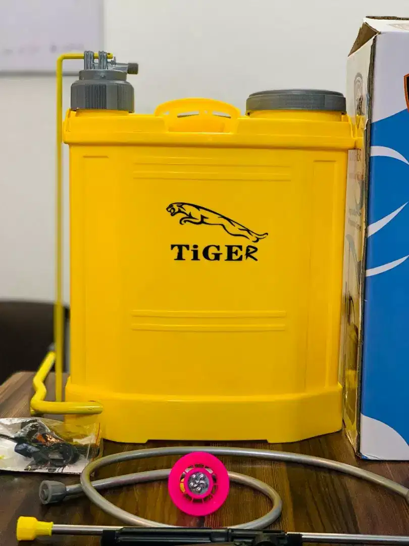 20 ltr Spray pump available for sale