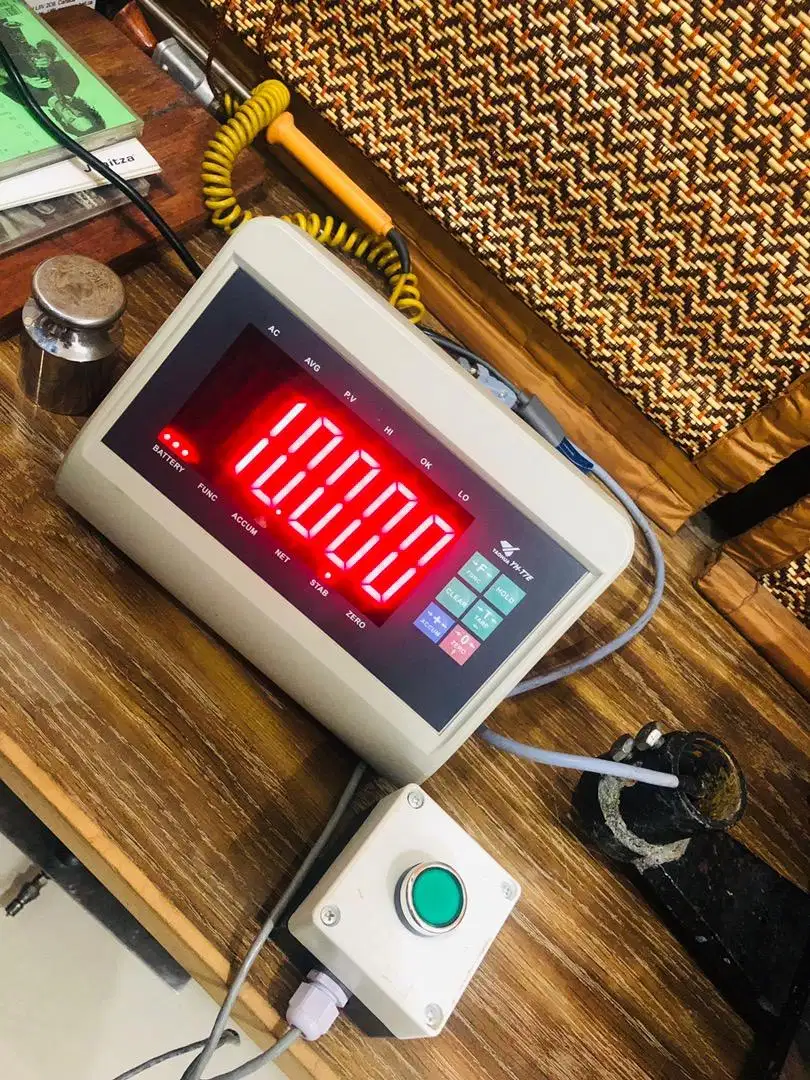 Usb weighing indicator with data logger For Sale In Lahore