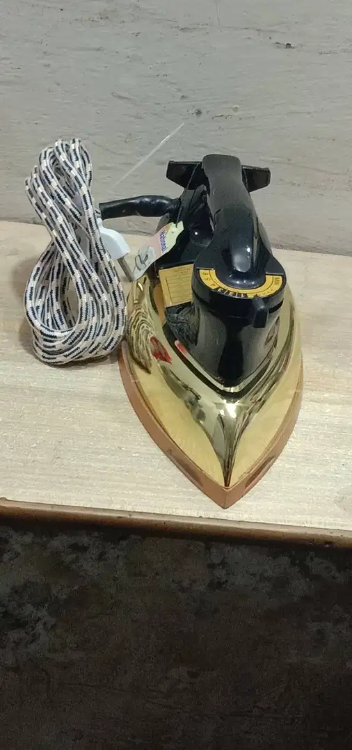 Higher quality national golden iron with black handle For sale