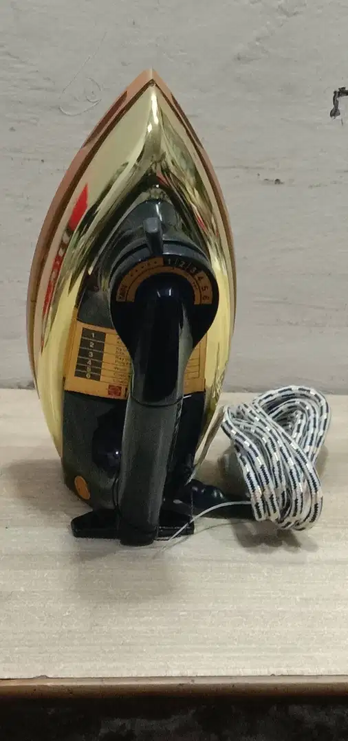 Higher quality national golden iron with black handle For sale