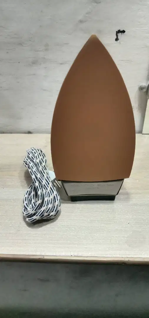 Higher quality national golden iron with black handle For sale