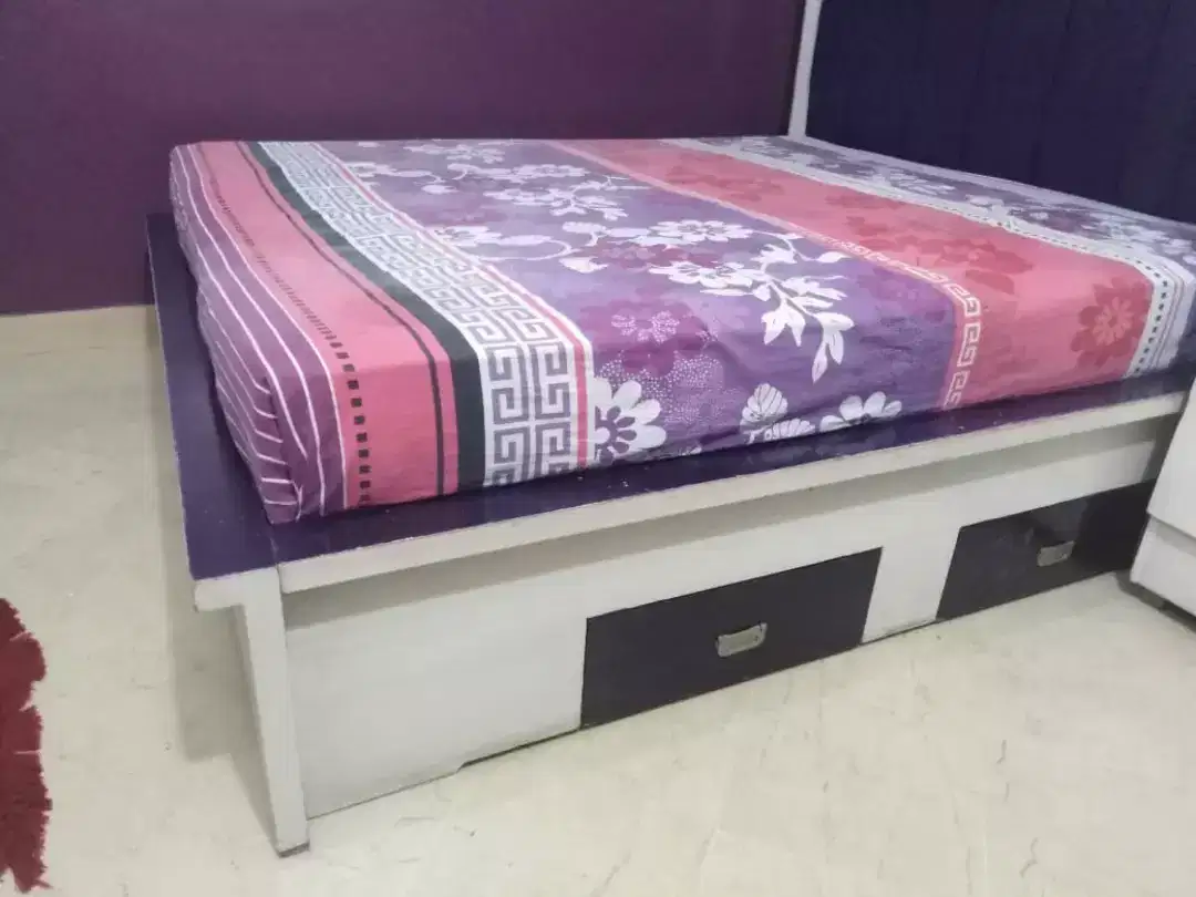 3 piece Bedroom Set For Sale