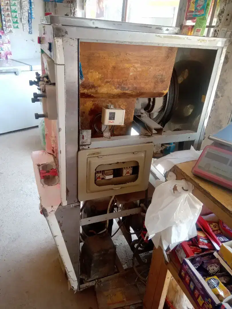 Ice cream mechanic for sell in  Islamabad