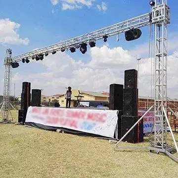 Truss with high quality disco stage lights on rent 15000 Rs per day