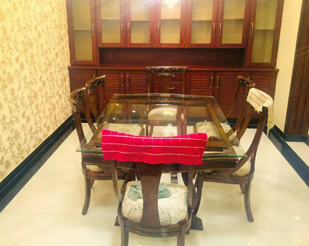 1 kanal  luxurious furnished House available for rent in bahria town Islamabad