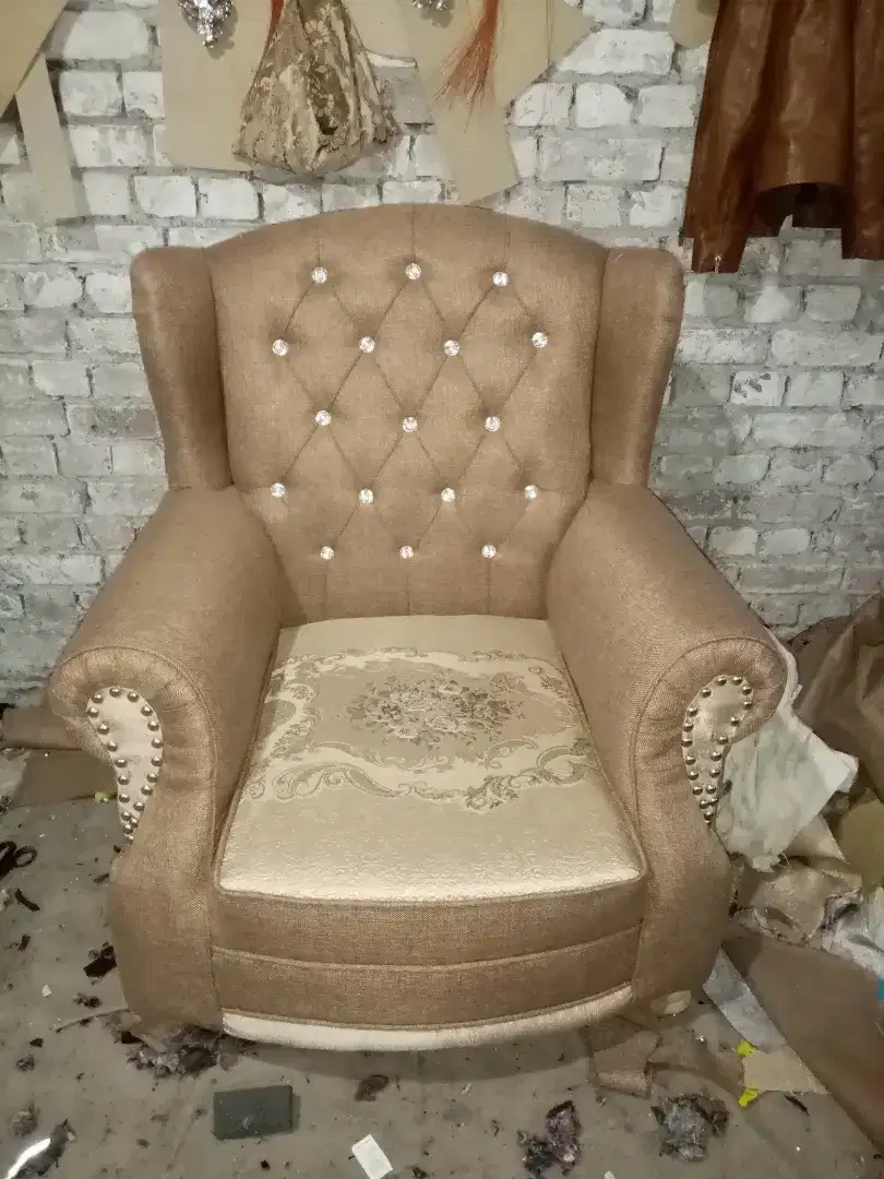 7 seeter sofa set New condition botel wala For Sale In Rawalpindi