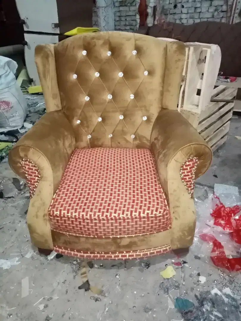 7 seeter sofa set New condition botel wala For Sale In Rawalpindi