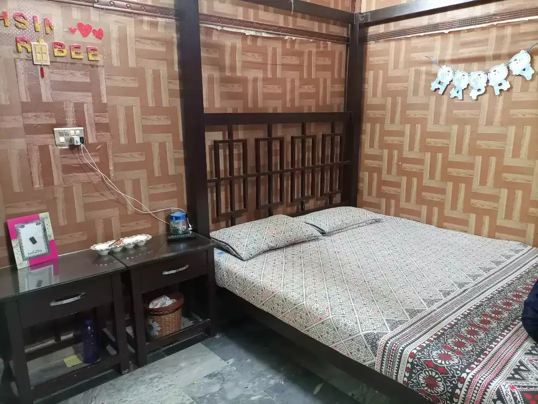 Pure wooden double bed with side tables and chiffon bed curtain For Sale