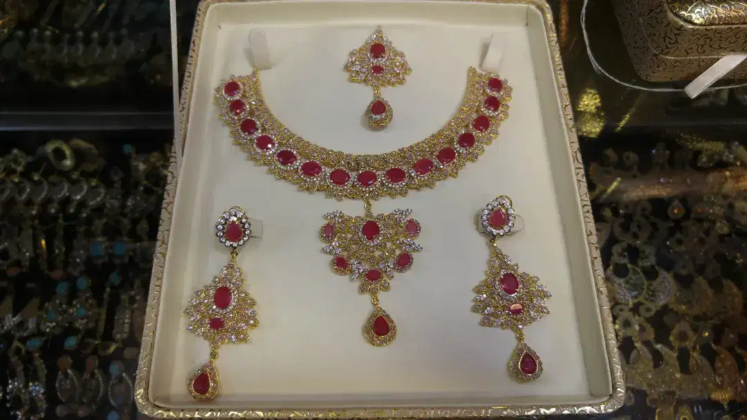 Fine plated jewellery set For Sale in Lahore