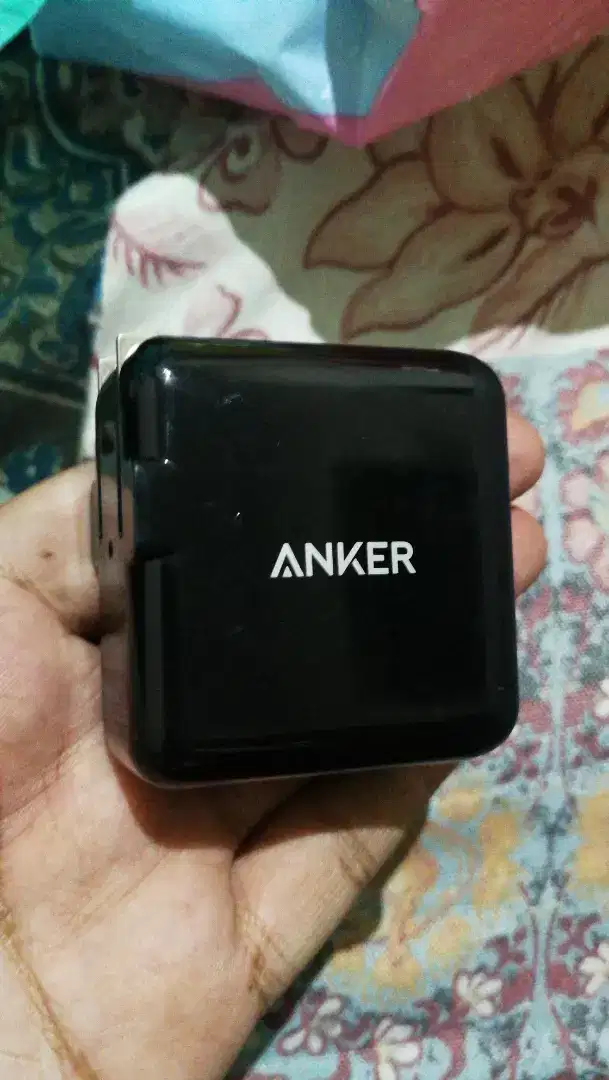 Anker charger 100% orignal Grantee with cable available For Sale