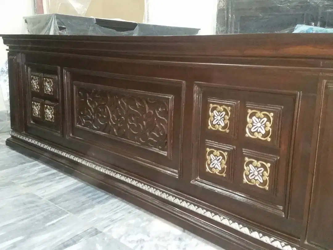 Double Bed (Taali Wood Chinioti) Available For Sale In Gujranwala