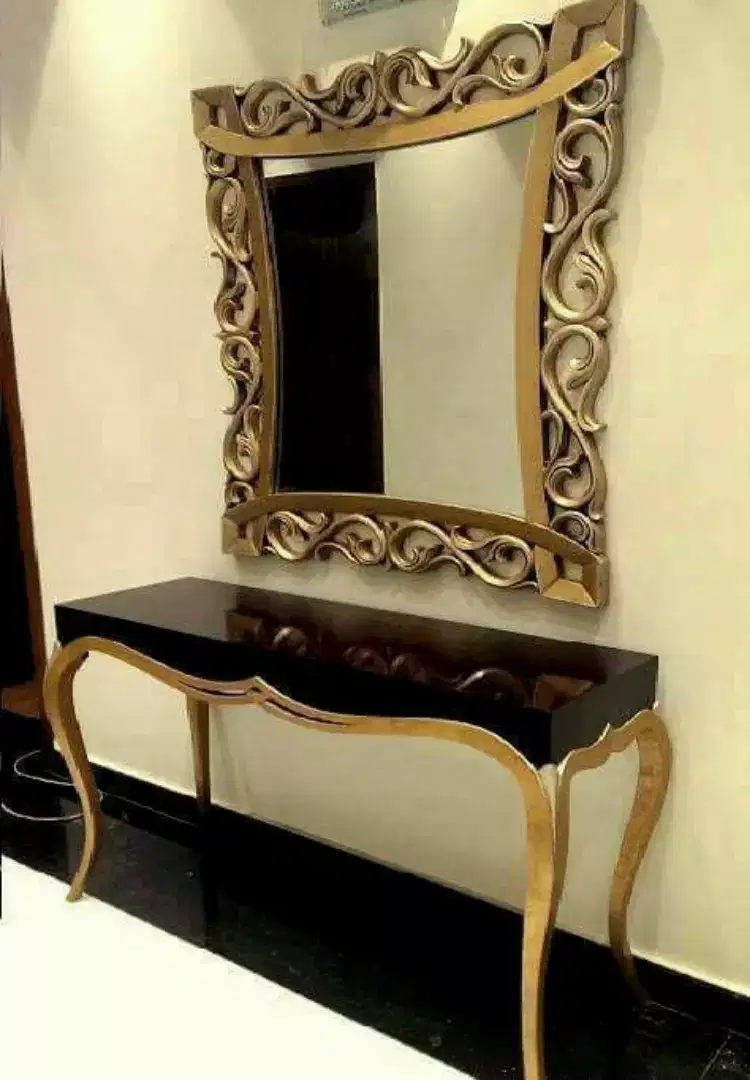 Sofa Diversity Mirror Available For Sale in Lahore