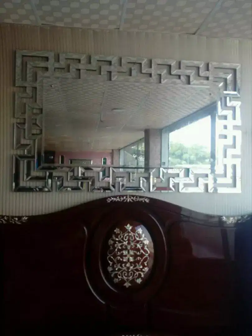 Decorative mirror Available For Sale In Lahore