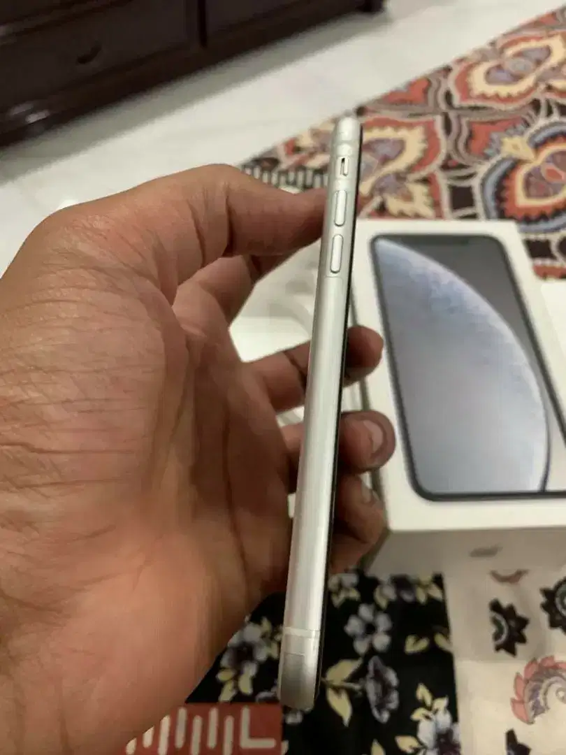 Apple iPhone xr Smartphone For Sale in Lahore