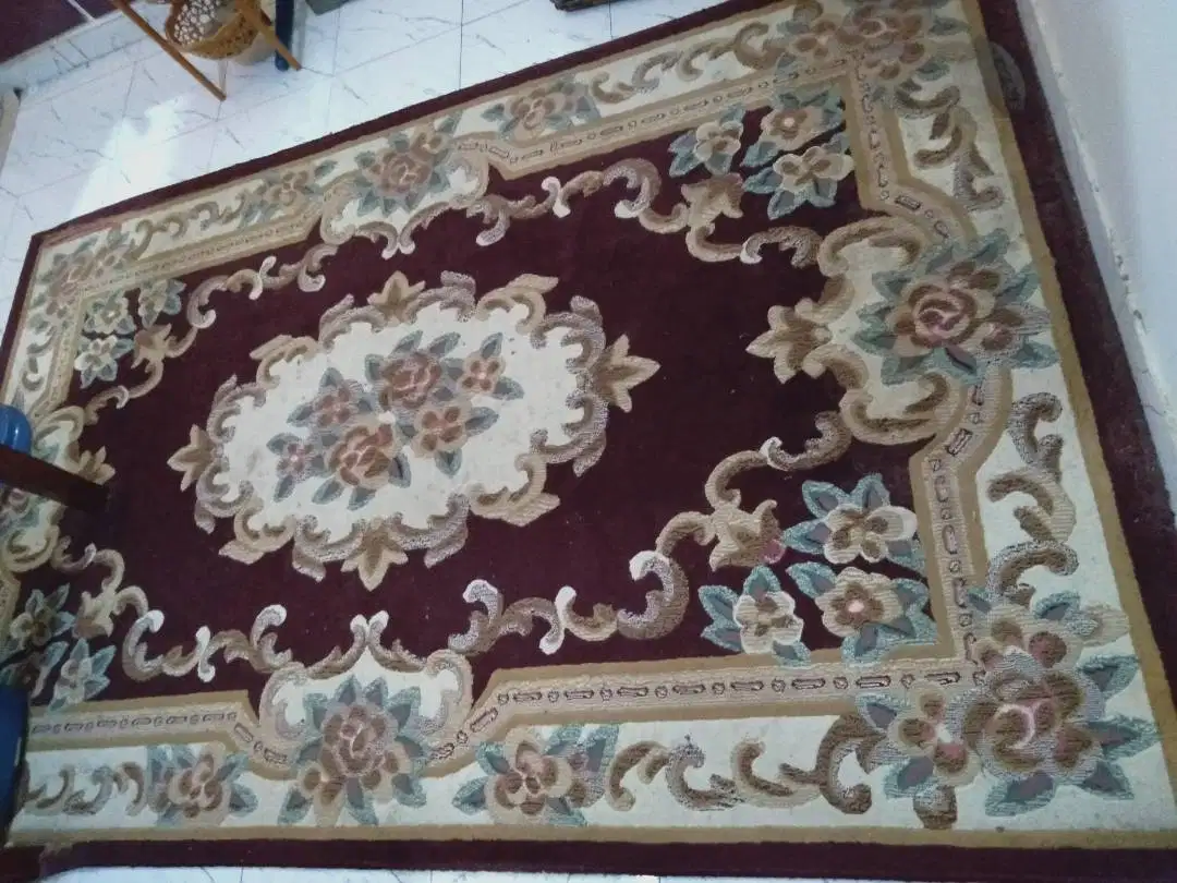 Fancy center carpet Available For Sale In Karachi