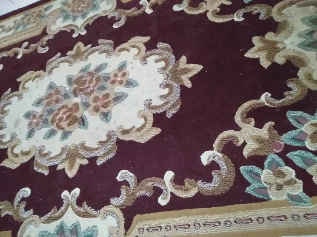 Fancy center carpet Available For Sale In Karachi