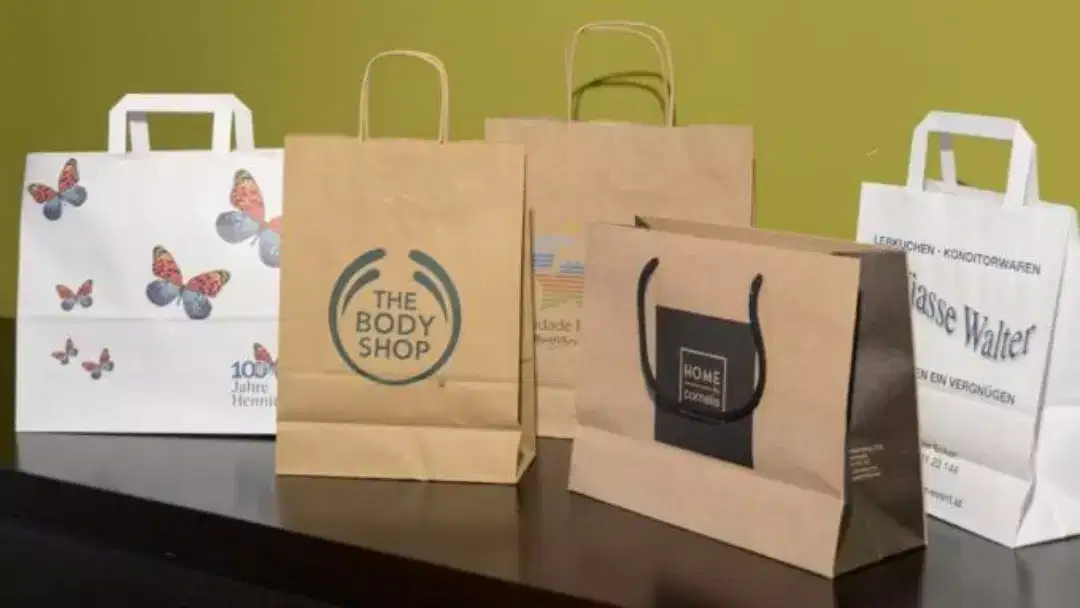 Paper bag, plastic bag, wovel bag Available For Sale In Karachi