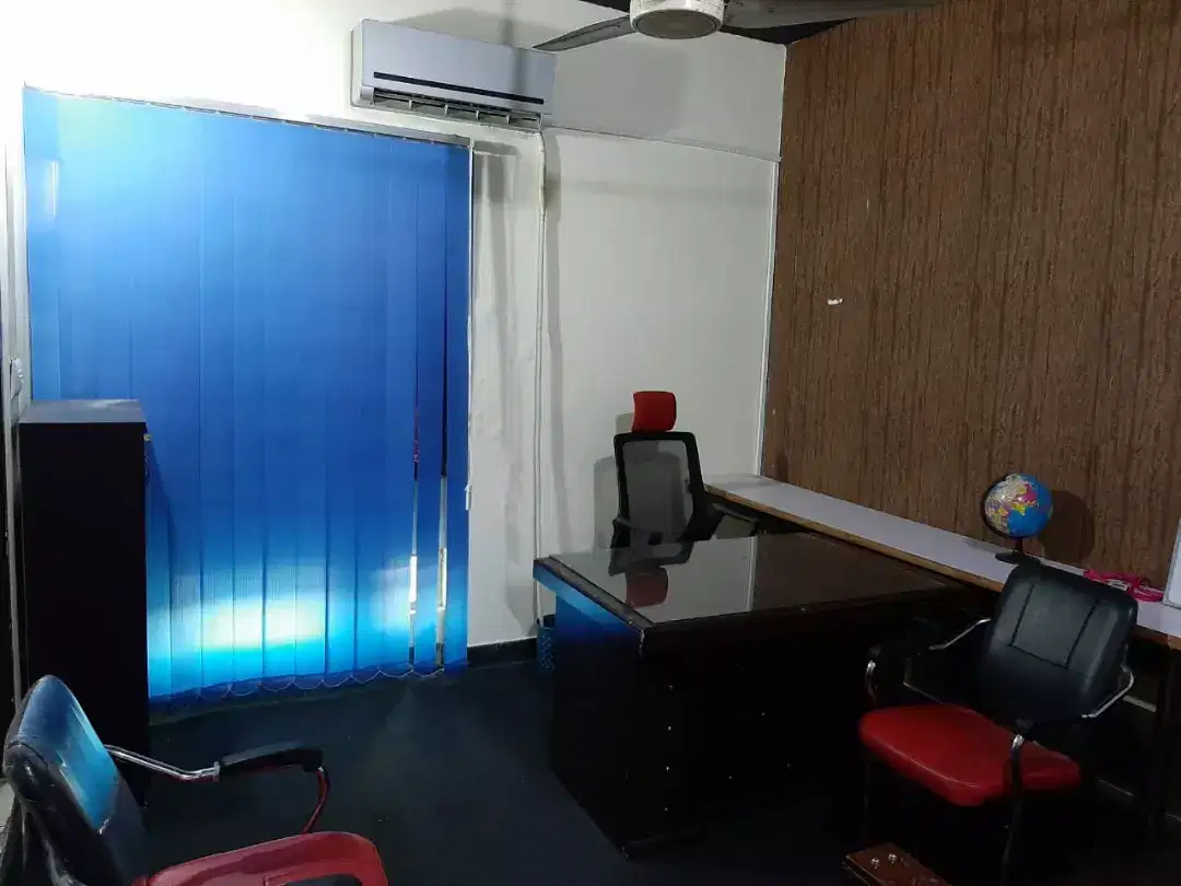 2BR flat furnished for office use Available For Sale in Lahore