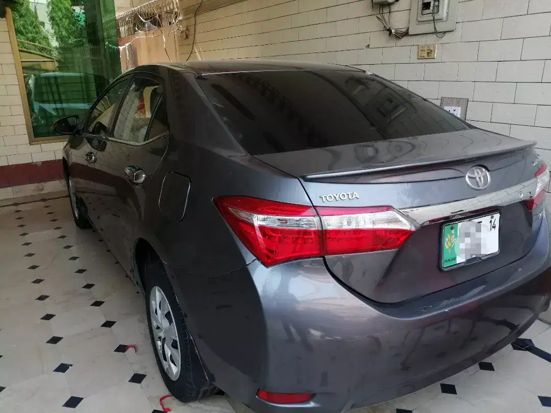Toyota Corolla GLI Car Available For Sale In Sargodha