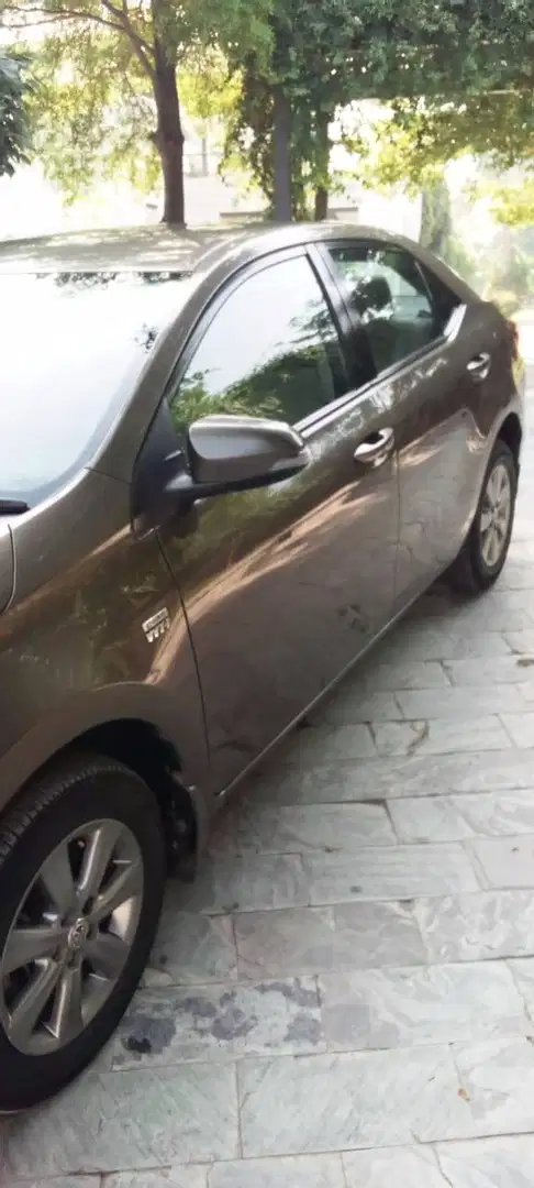 Toyota Corolla Altis 1.6 auto 2016 Available For Sale In Faisalabad