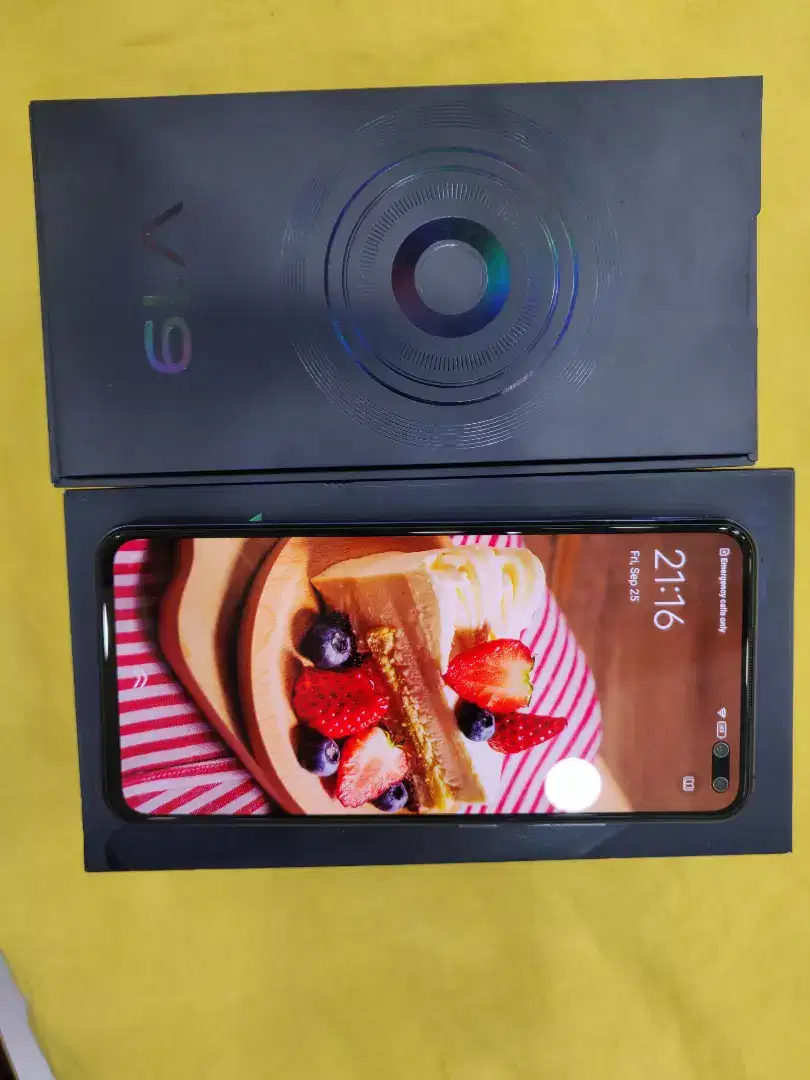 vivo V19 Smartphone Available For Sale In Lahore
