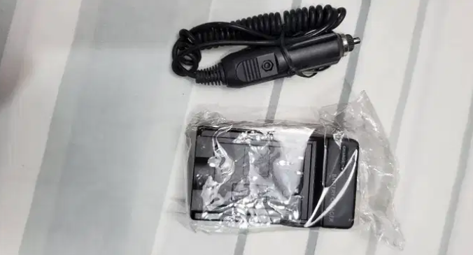 Universal Digital Battery charger