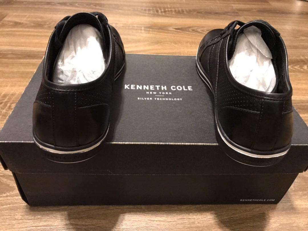 Kenneth Cole leather sneakers Available For Sale in Lahore