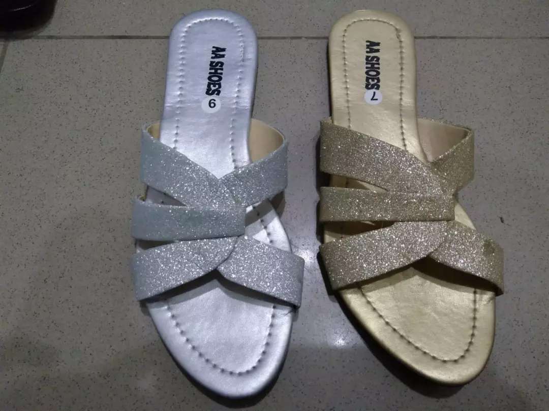 Casual footwear wholesale price
