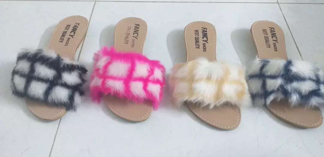 Casual footwear wholesale price