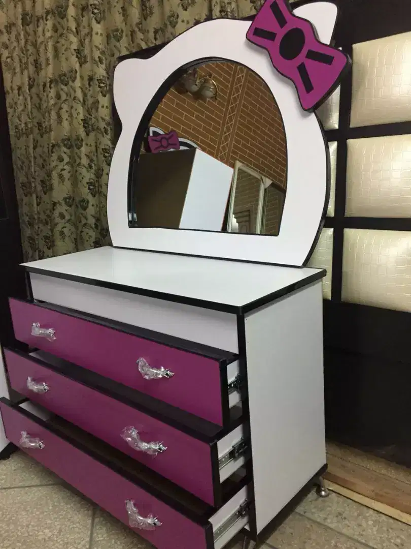 Kitty bedroom setup single bed + side table + dressing table Available For Sale