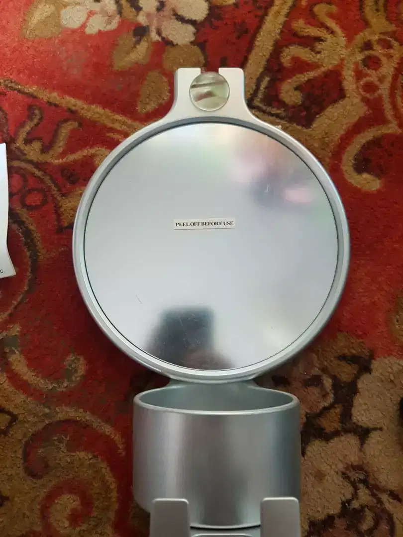 Shaving Mirror with Bottle and Razer Hanger Available for Sale in Karchi