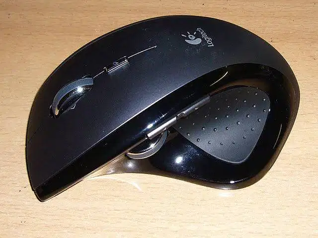 Logitech MX Revolution Gaming Mouse Available for Sale in karachi