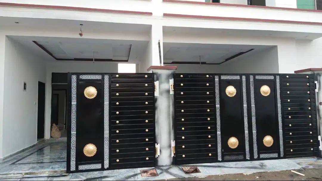 JUST PAY 33% DOWN PAYMENT AND BECOME OWNER OF BEAUTIFUL HOUSE LAHORE
