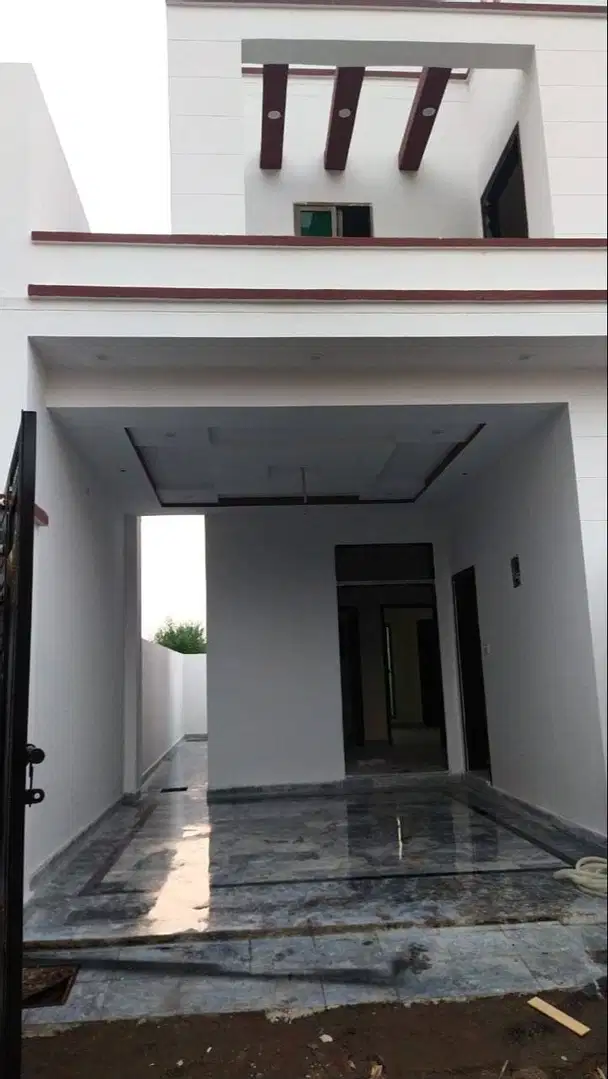 JUST PAY 33% DOWN PAYMENT AND BECOME OWNER OF BEAUTIFUL HOUSE LAHORE