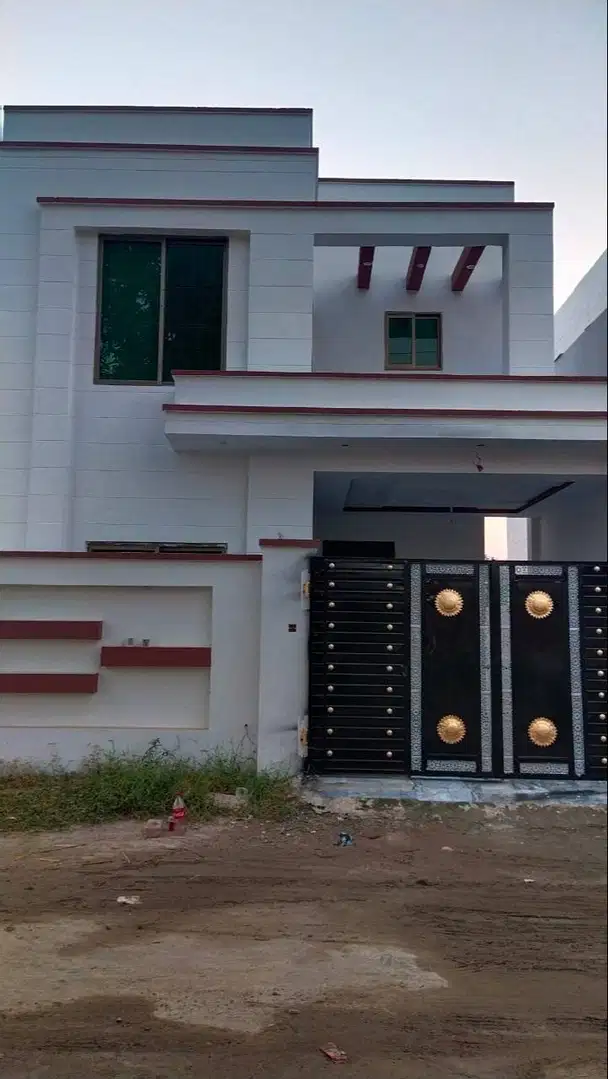 JUST PAY 33% DOWN PAYMENT AND BECOME OWNER OF BEAUTIFUL HOUSE LAHORE