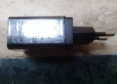 Digital Volt and Amp wala mobile charger