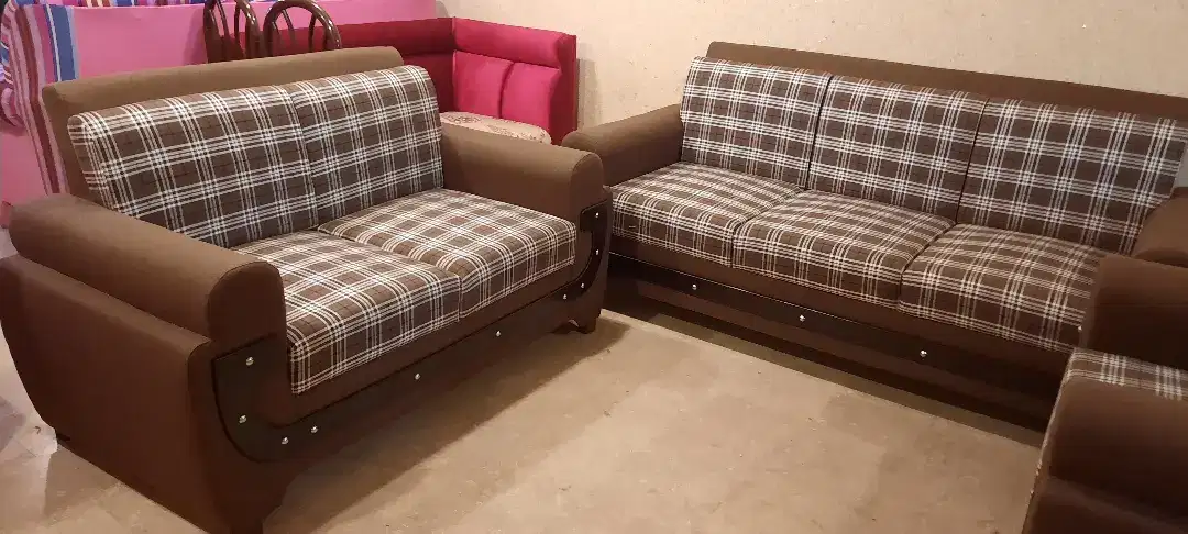 6 Seater Sofa Available for sale