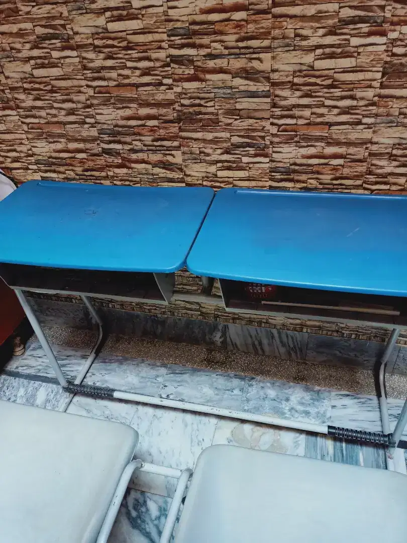 Study desk with 2 chairs available for sale