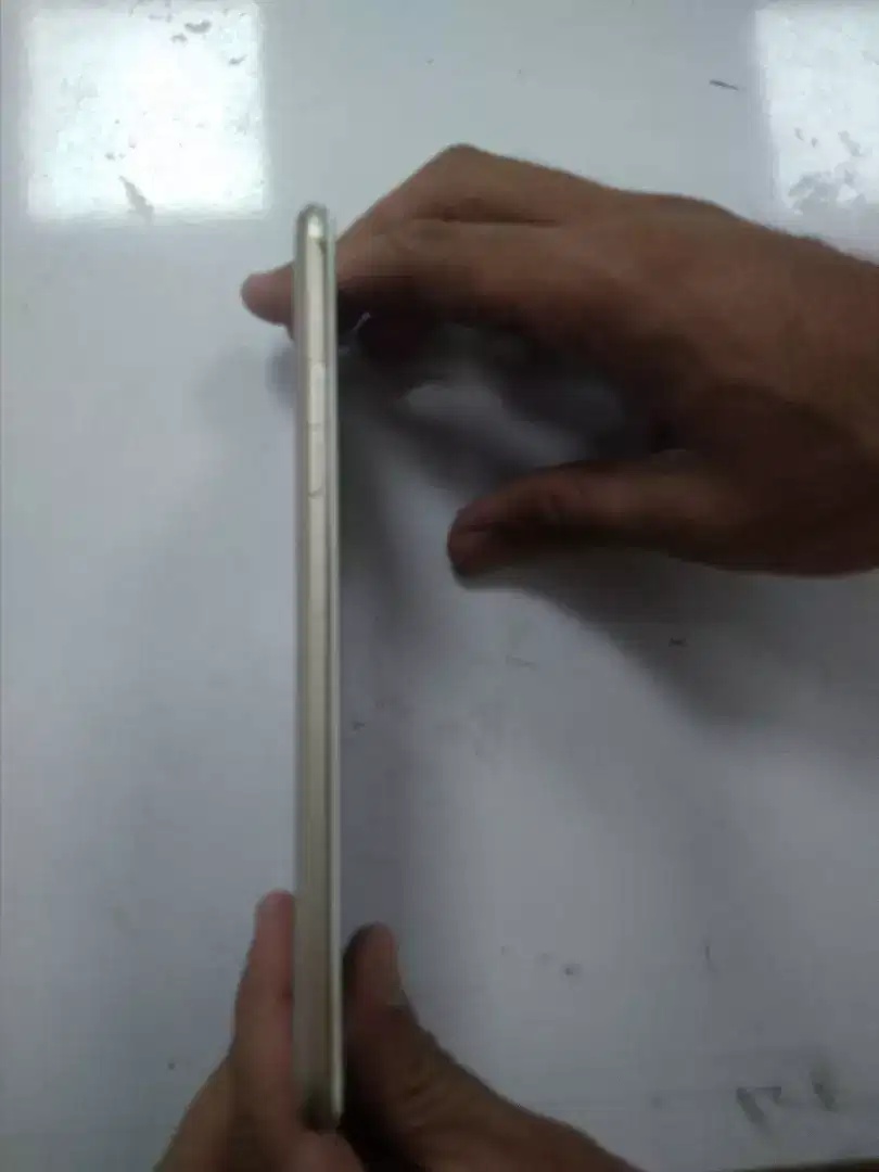 Oppo F5 4/32gb smartphone Available  for Sale in Faisalabad
