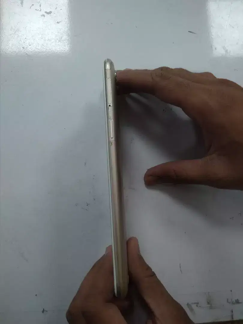 Oppo F5 4/32gb smartphone Available  for Sale in Faisalabad