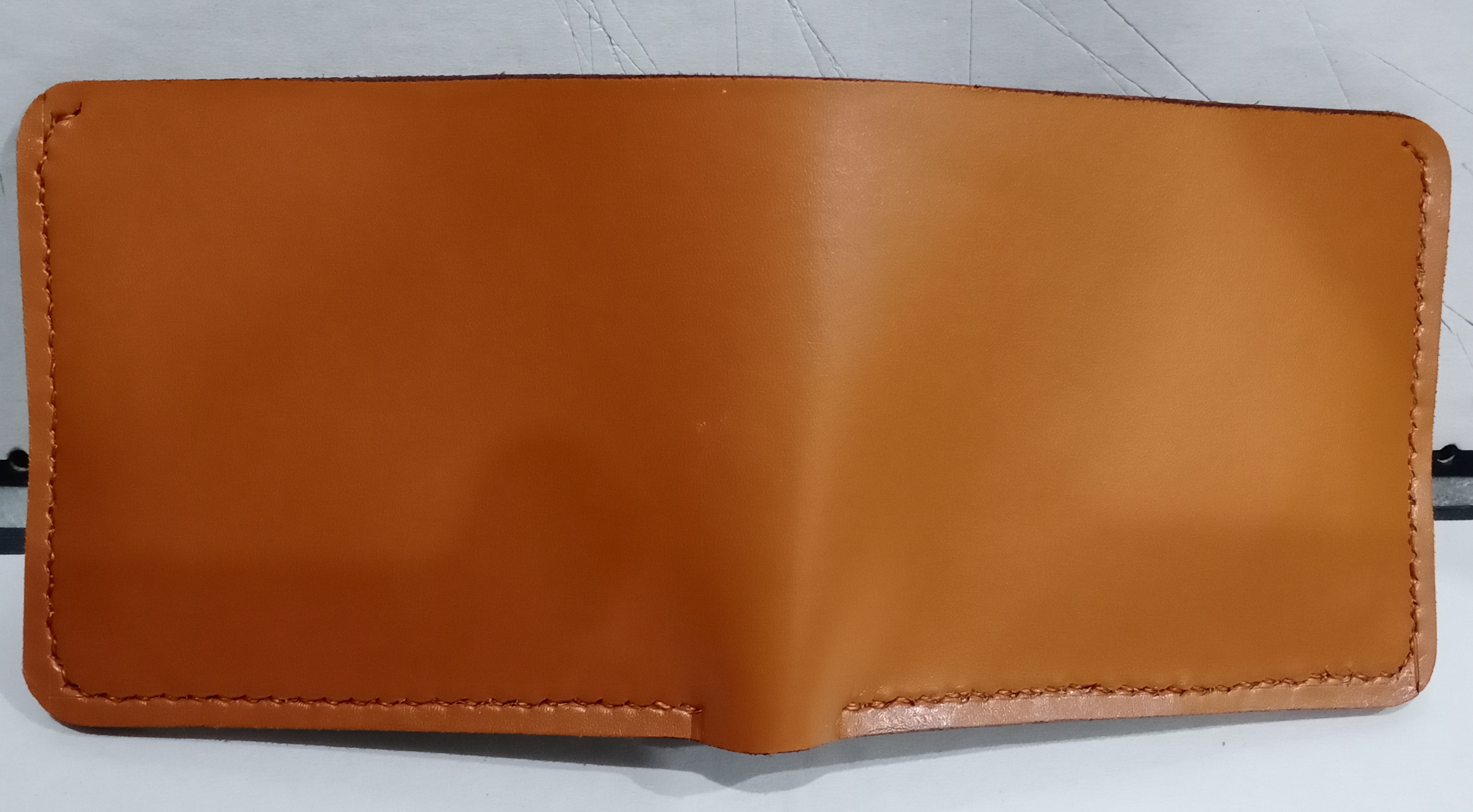 Pure cow leather bifold wallet