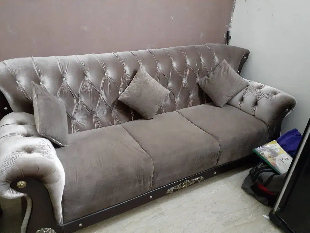 6 Seater Sofa Set available for sale