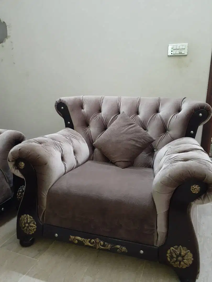 6 Seater Sofa Set available for sale