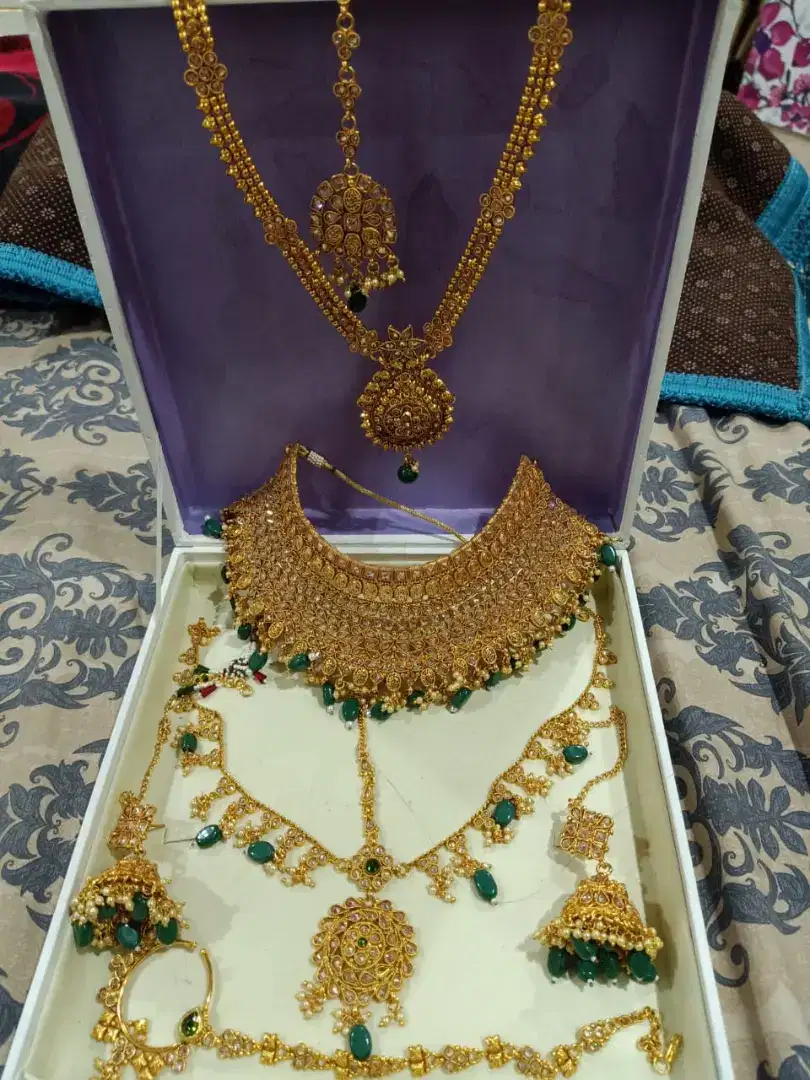 Bridal set available for sale