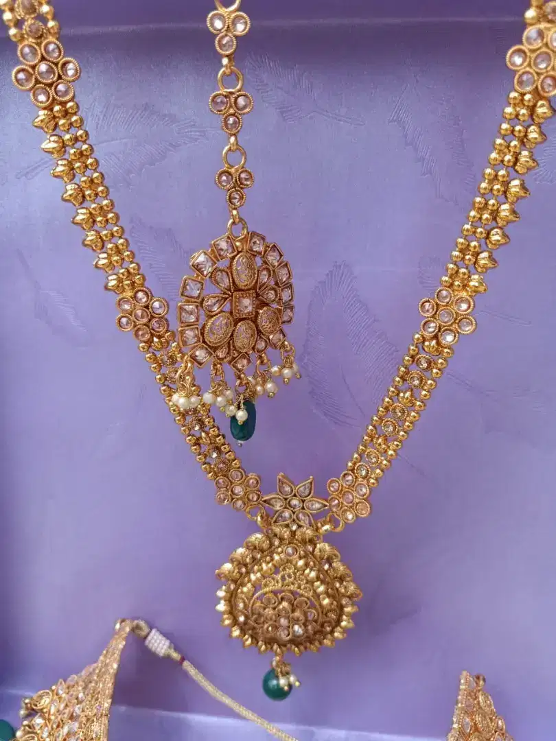 Bridal set available for sale