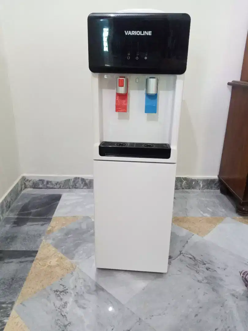 Water dispenser Available for Sale in Sahiwal