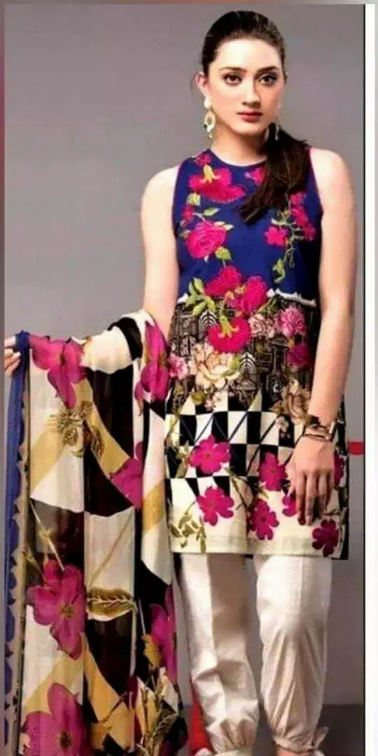 New Ladies Dresses with discount Available for Sale in Sahiwal