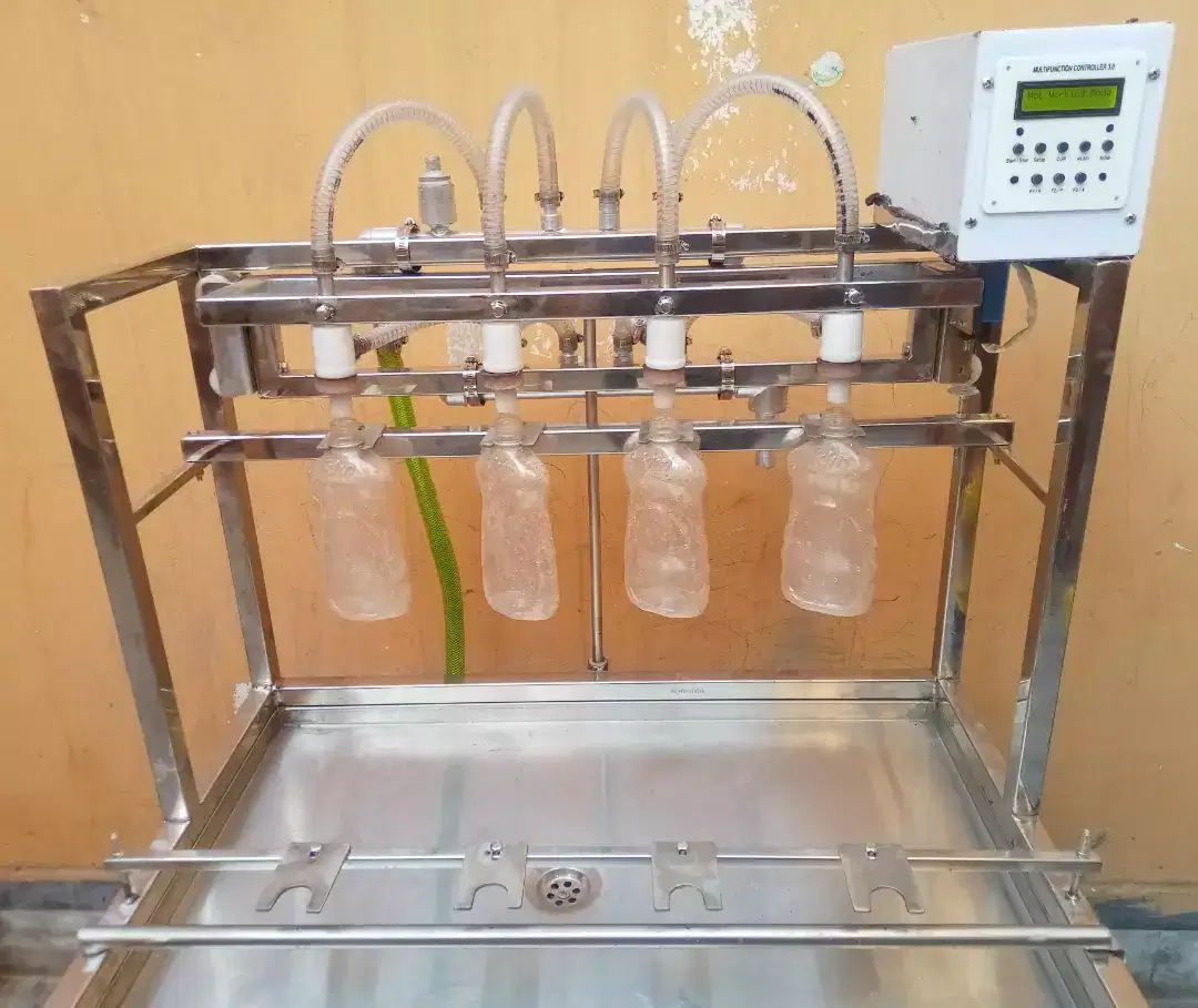 Auto filling water milk juice hand sanitizer dishwash oil machine Available